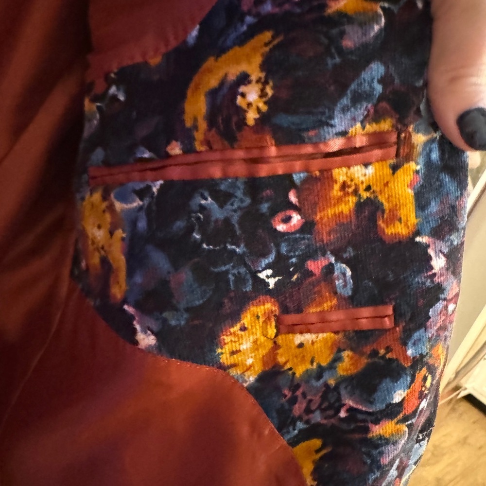 Murano Ancient Renaissance Collection Slim Floral Print Corduroy Blazer
Size L - Picture 10 of 10